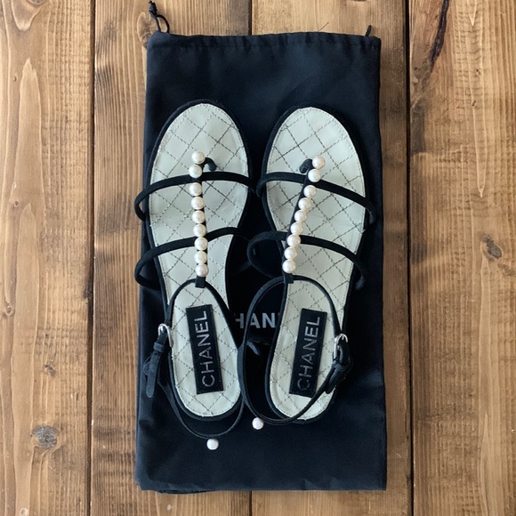Chanel Pearl Embellished Sandal - Picture 2 of 4